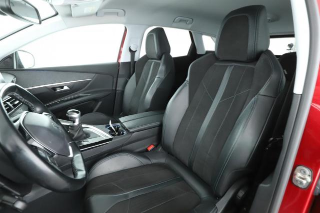 Peugeot 3008 image 7