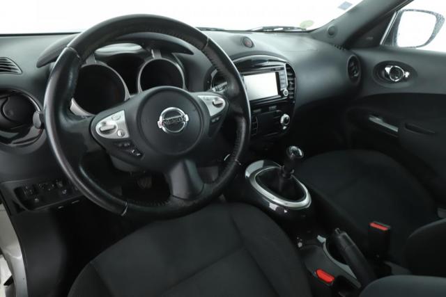 Nissan Juke image 7