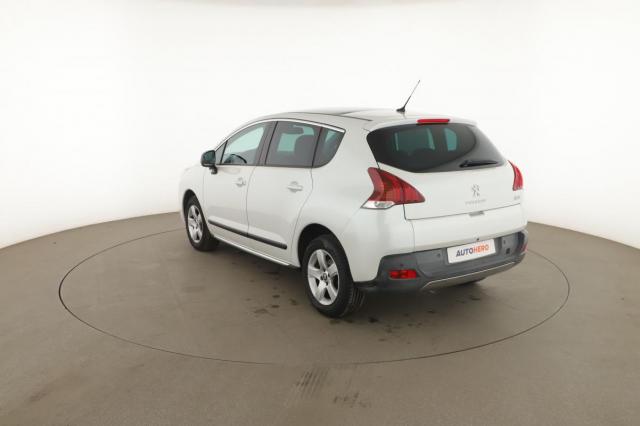 Peugeot 3008 image 2