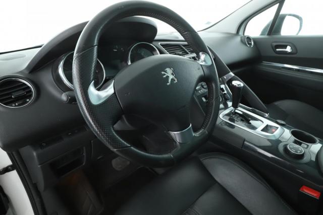 Peugeot 3008 image 3
