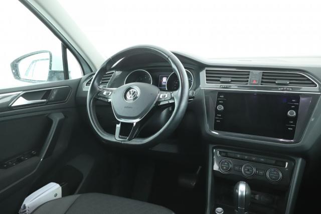 Volkswagen Tiguan image 8