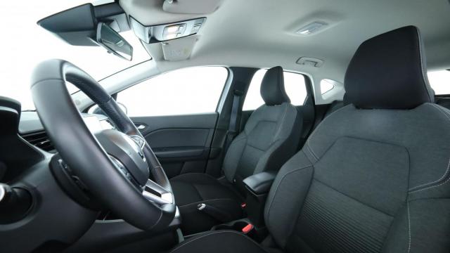 Renault Captur image 2