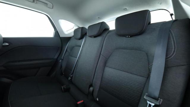 Renault Captur image 6