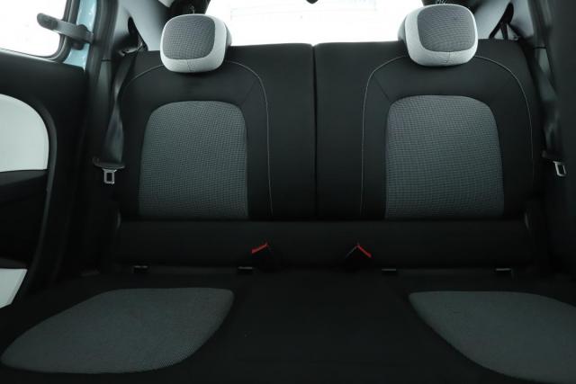 Renault Twingo image 9
