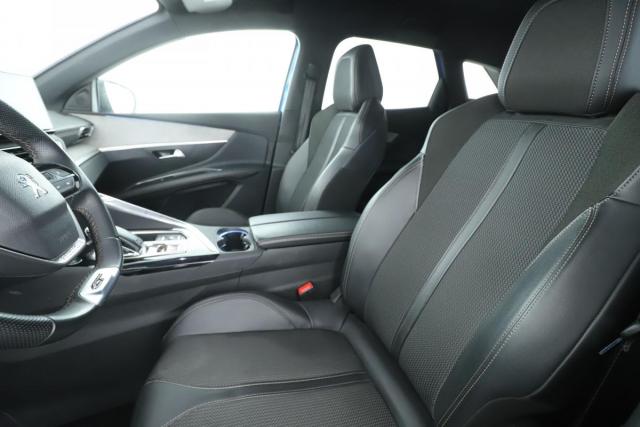 Peugeot 3008 image 8
