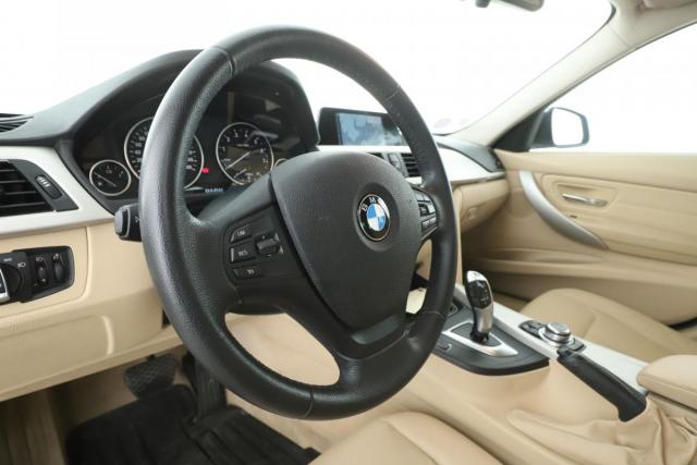 Bmw Série 3 image 9