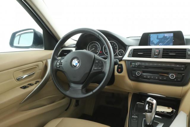 Bmw Série 3 image 8