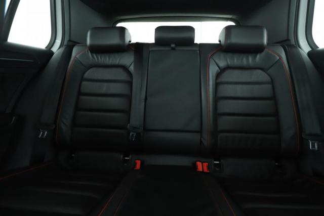 Volkswagen Golf image 4