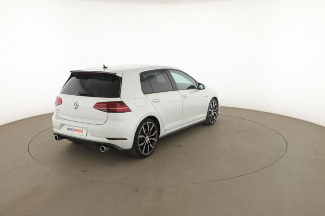 Volkswagen Golf image 3