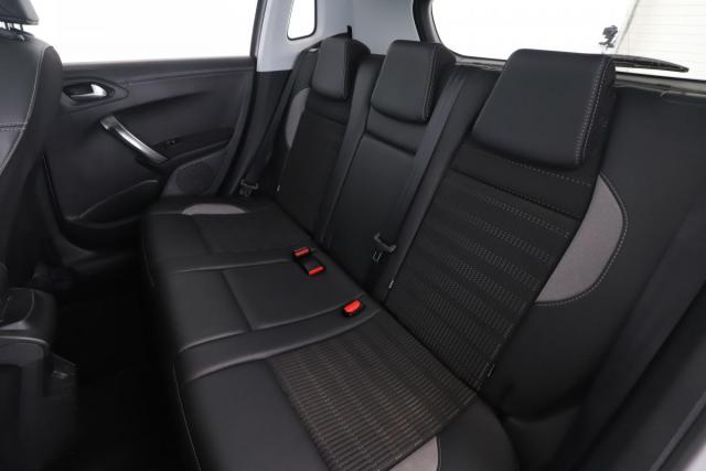 Peugeot 2008 image 7