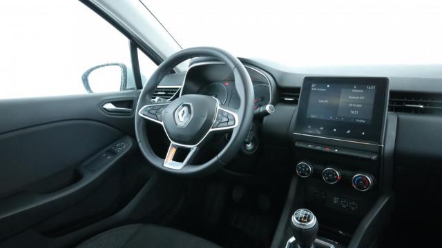 Renault Clio image 2