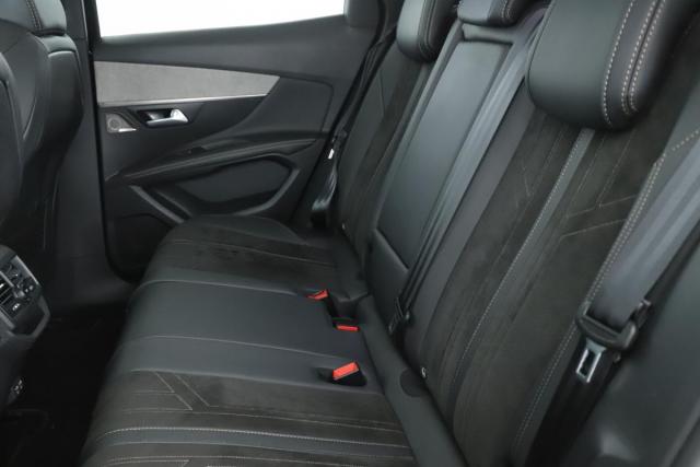 Peugeot 3008 image 6
