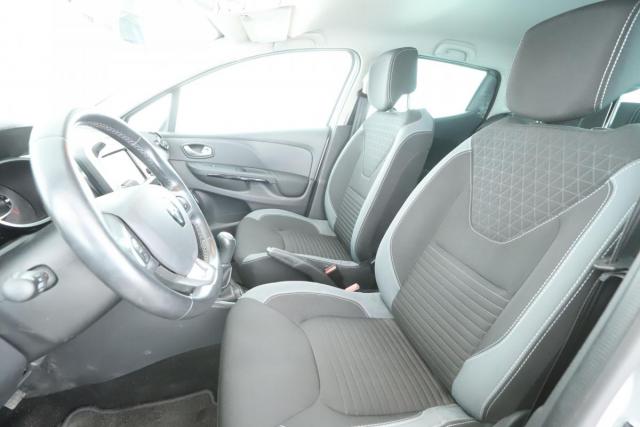 Renault Clio image 9