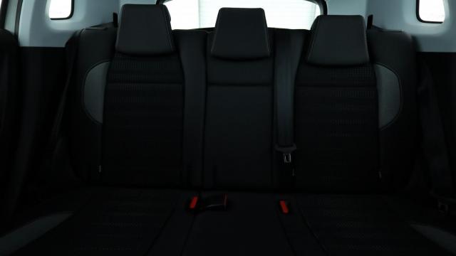 Peugeot 2008 image 3