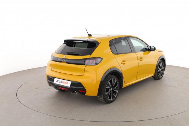 Peugeot 208 image 5