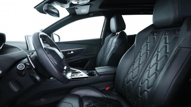 Peugeot 5008 image 1