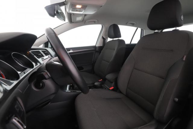 Volkswagen Golf image 3