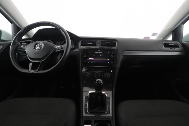Volkswagen Golf image 7