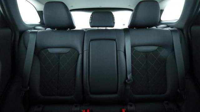 Renault Kadjar image 2