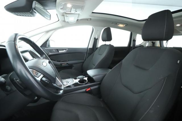 Ford S-Max image 4