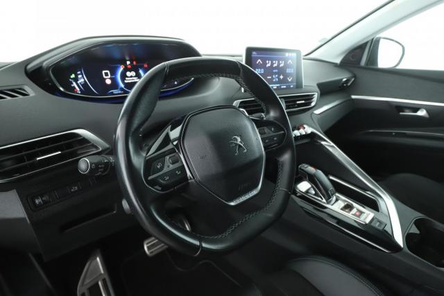 Peugeot 3008 image 3