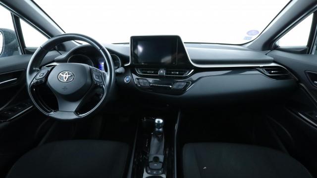Toyota C-Hr image 2
