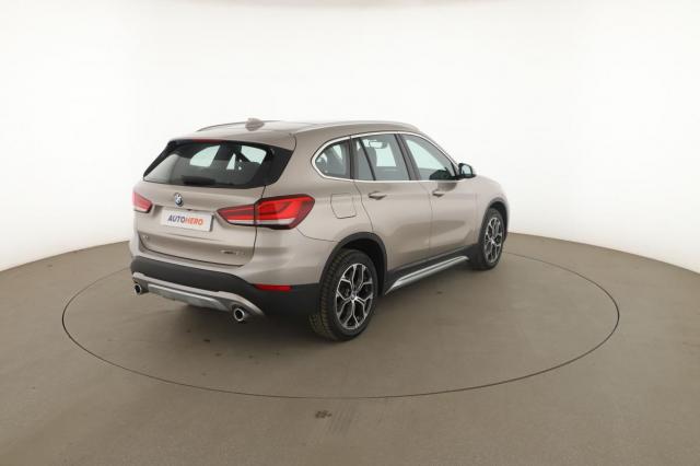 Bmw X1 image 2