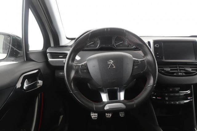 Peugeot 208 image 6