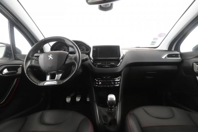 Peugeot 208 image 1