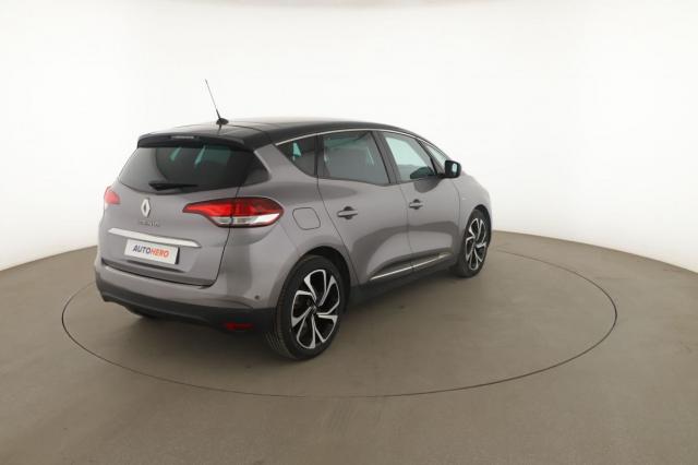 Renault Scénic image 1