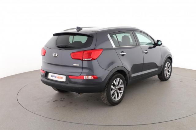 Kia Sportage image 8