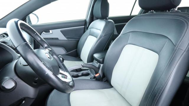 Kia Sportage image 1
