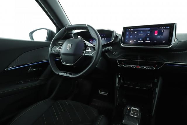 Peugeot 2008 image 8