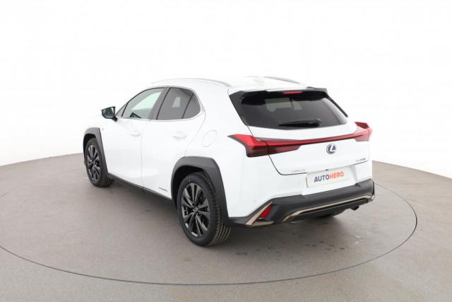 Lexus Ux image 7