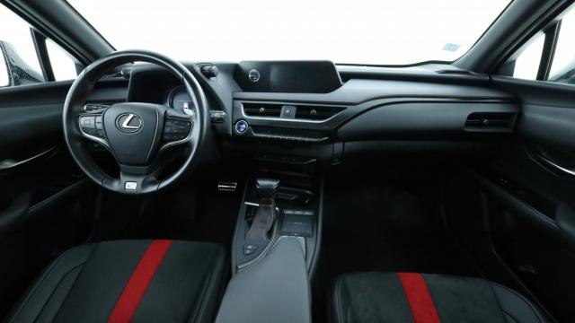 Lexus Ux image 4