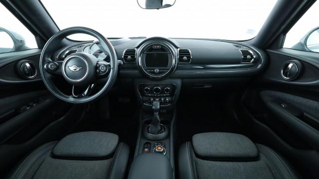 Mini Clubman image 8