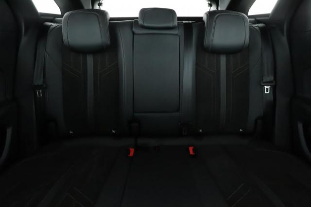 Peugeot 3008 image 2