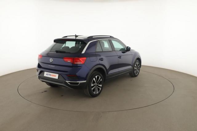 Volkswagen T-Roc image 3