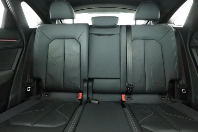 Audi Q3 Sportback image 9