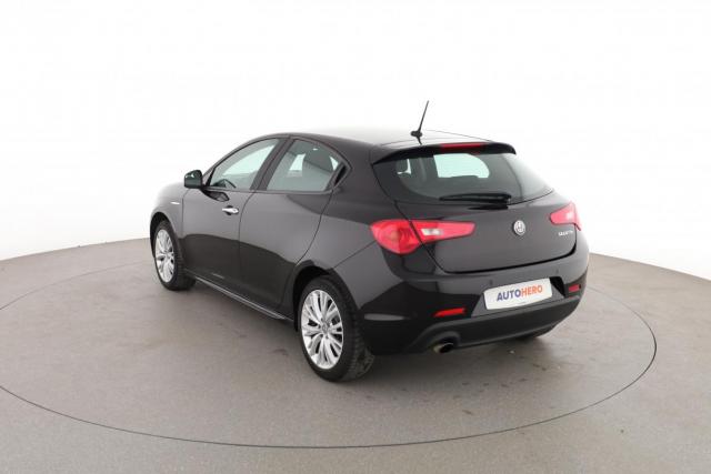Alfa Romeo Giulietta image 5