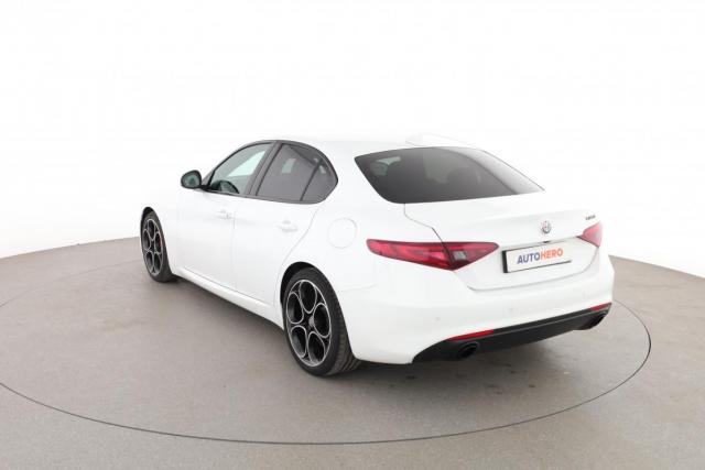 Alfa Romeo Giulia image 4