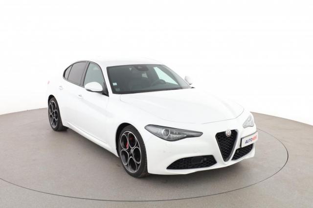 Alfa Romeo Giulia image 7