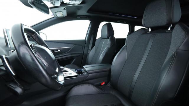 Peugeot 5008 image 8
