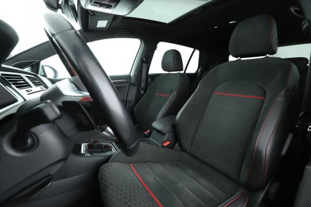 Volkswagen Golf image 2