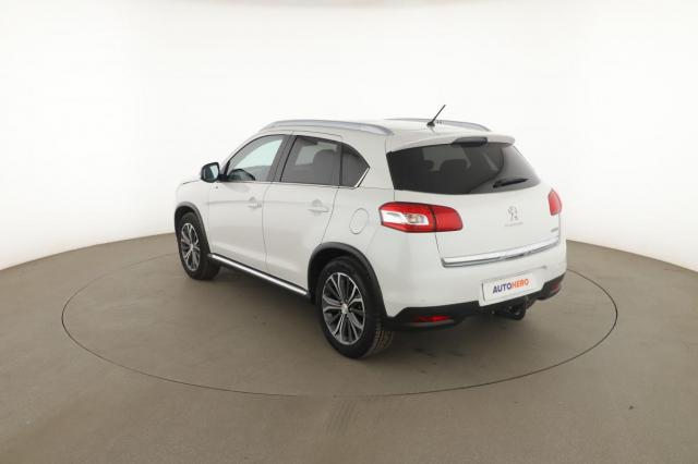 Peugeot 4008 image 4