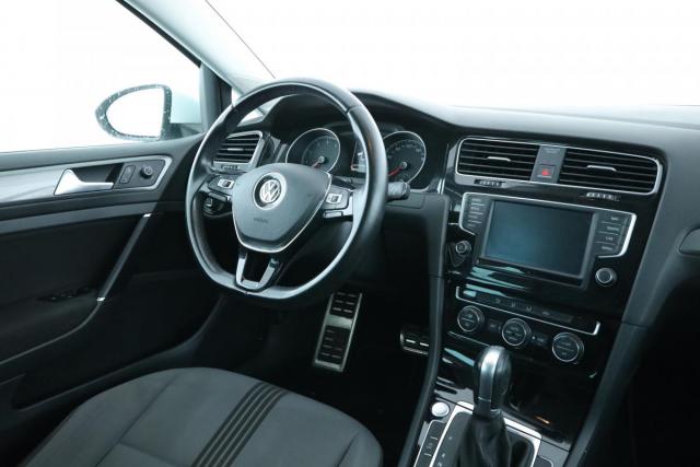 Volkswagen Golf image 3