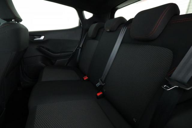 Ford Fiesta image 3