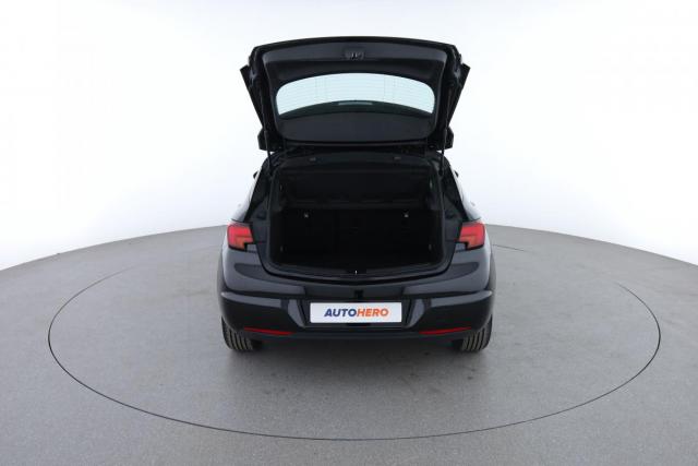 Opel Astra image 9