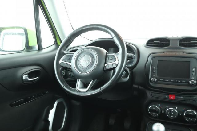 Jeep Renegade image 1