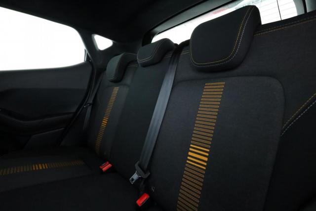 Ford Fiesta image 9